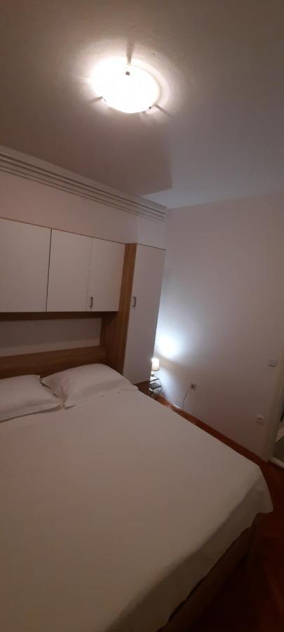 Apartmani "Alenka" Primosten Exterior photo